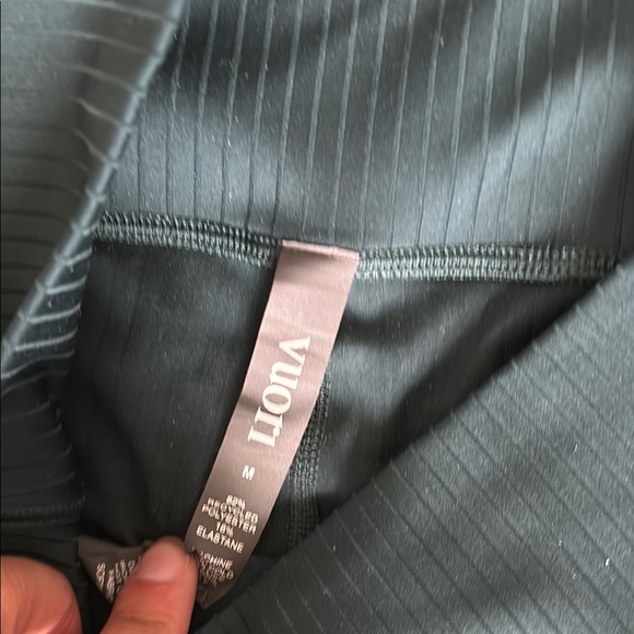 Vuori Green Ribbed Set! - Picture 4 of 6